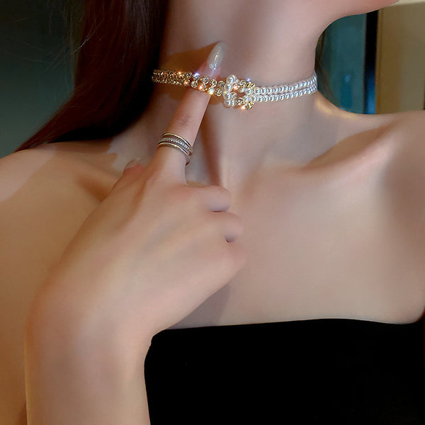 Gleaming Choker