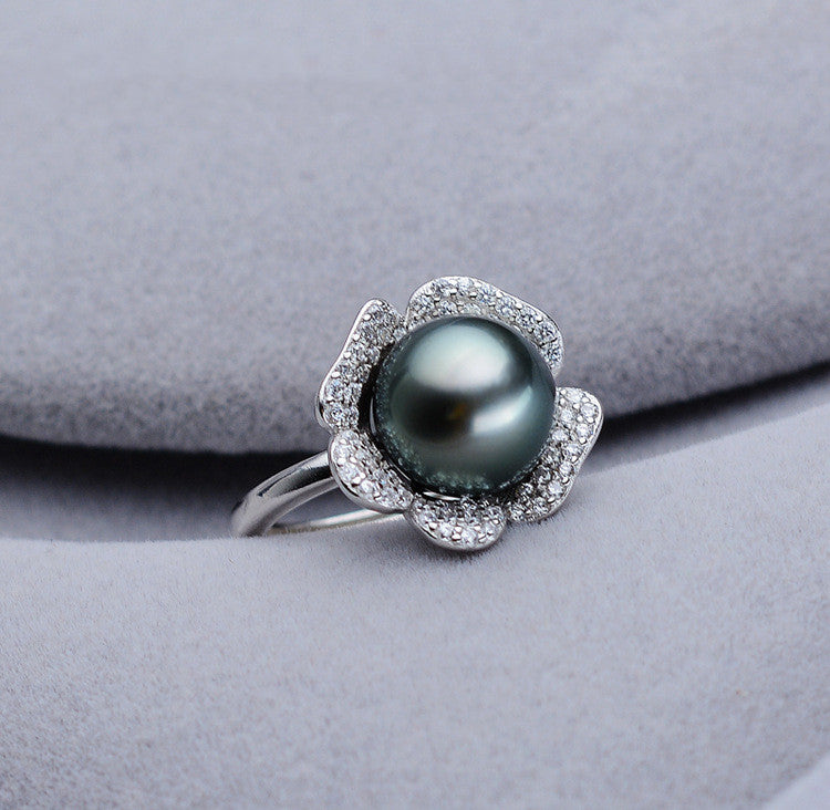 Classic Elegance Gift (Heart Necklace + Black Pearl Ring)