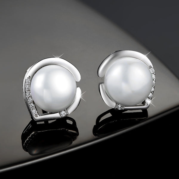 Silver Pearl Earrings