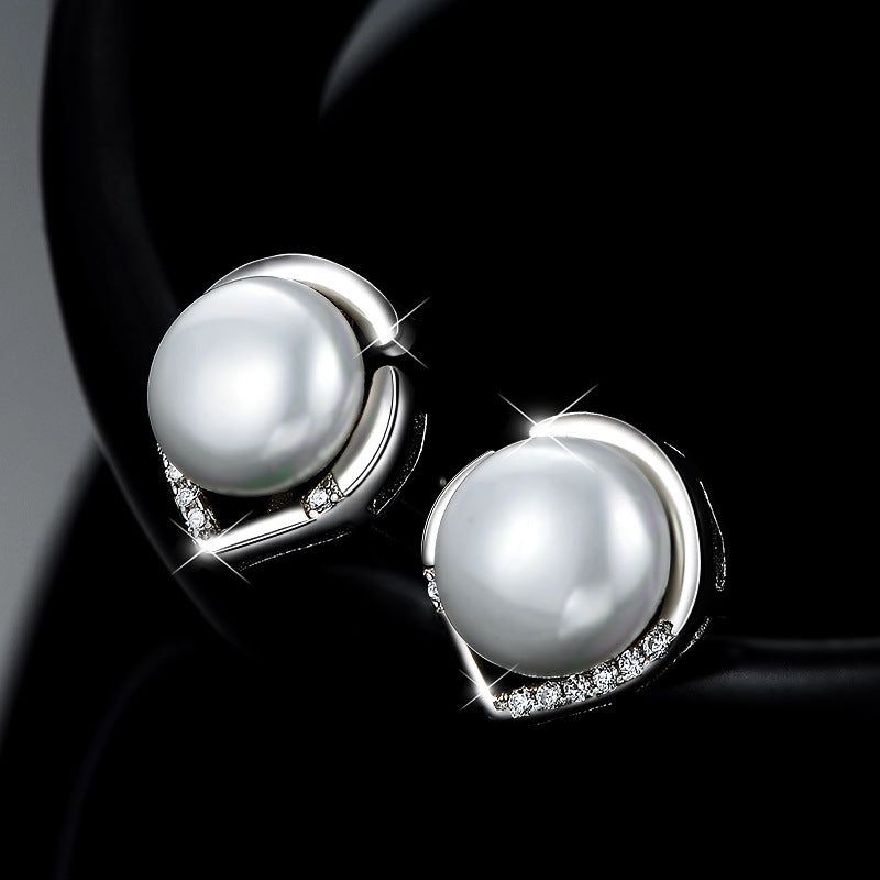 Silver Pearl Earrings